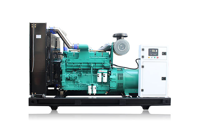 150KVA 便携式康明斯柴油发电机组用于租赁